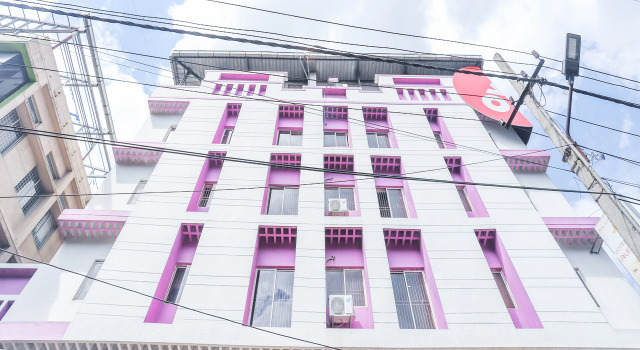 Aura Inn