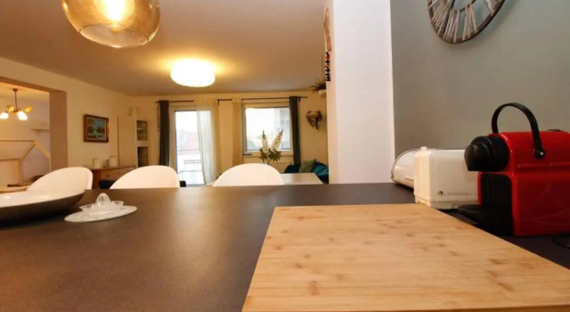 MODERN spacious, 2 BEDROOM, FREE PARKING, Prenota Appartamento Hotel a Vienna con parcheggio, vicino a Reumannplatz Metro Stop, Parcheggio