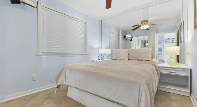 Seascape 2211 2 Bedroom Condo by RedAwning