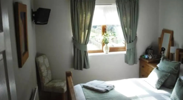 Innisfree Cottage, Reservar Casa de férias Moradias em Merseyside, Vila