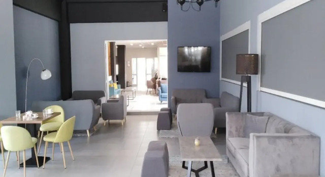Athlos Hotel