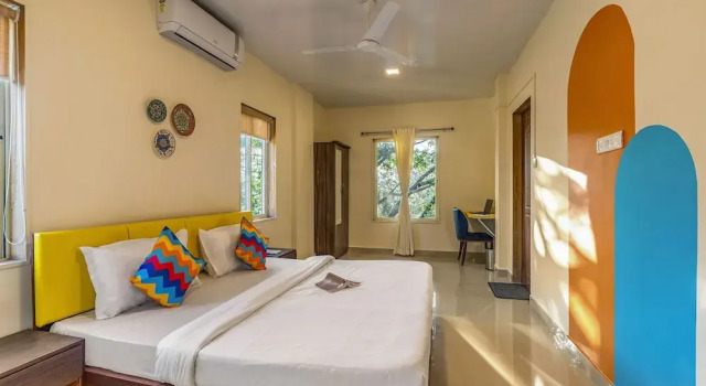 Номер Deluxe goSTOPS Alibaug