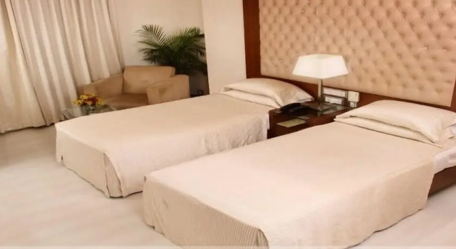 Номер Standard The Chevron Hotel