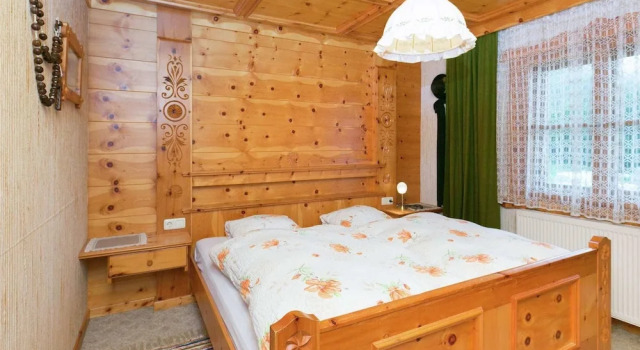 Beautiful Mountainside Chalet in Konigsleiten