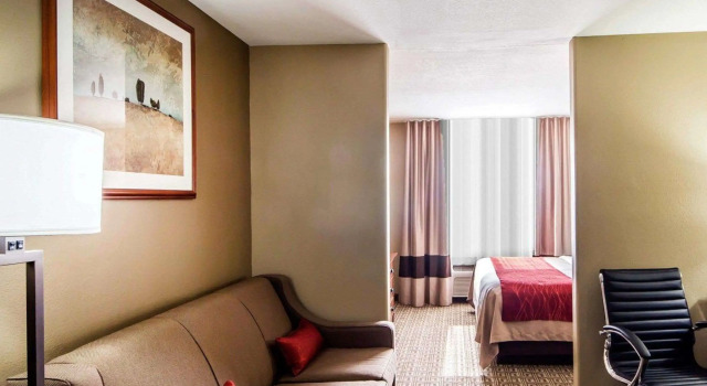 Двухместный люкс Comfort Inn & Suites Ponca City near Marland Mansion