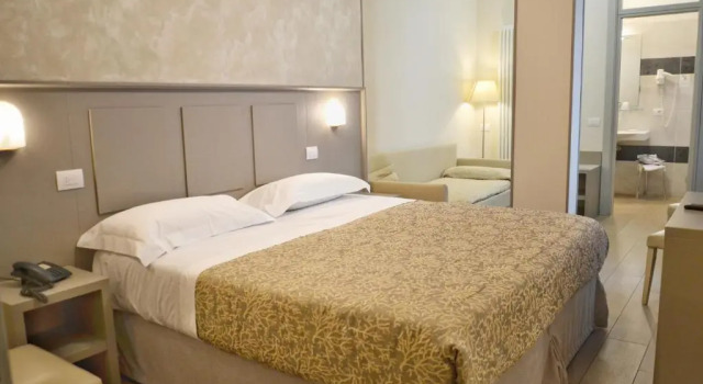 Трёхместный номер Hotel Tiffany