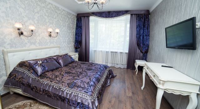 Sosny (Minskaja oblast'), Prenota Hotel Hatavichy 