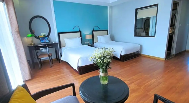 Номер Standard с балконом и с видом на город Hoian Sincerity Hotel & Spa