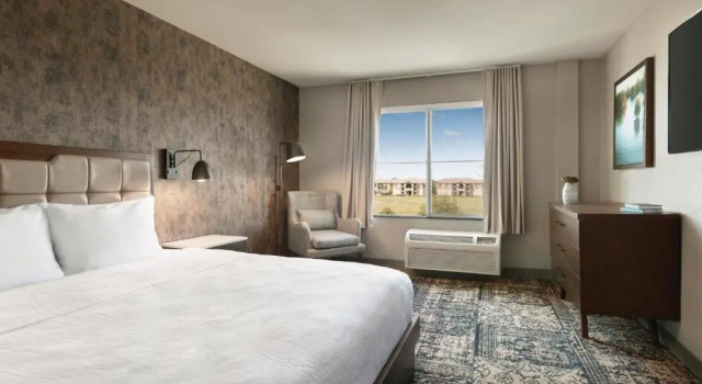 Двухместный люкс Four Points by Sheraton Sacramento Airport