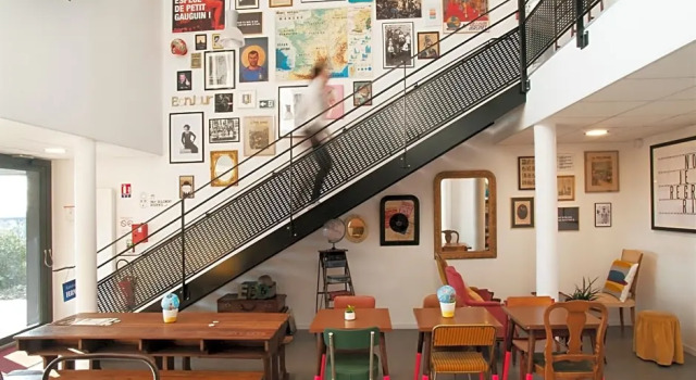 Edd Hostel, Rezerwuj Hostel  