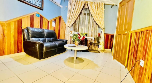 Luxus Suite Marvel Hotel Buea