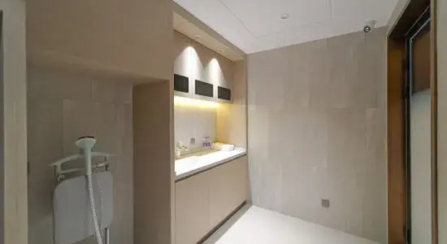 LAVANDE HOTELS(Daqing East Railway  Station And Passenger Terminal Branch), Book Hotel Hotels in Daqing with Parking, Parking