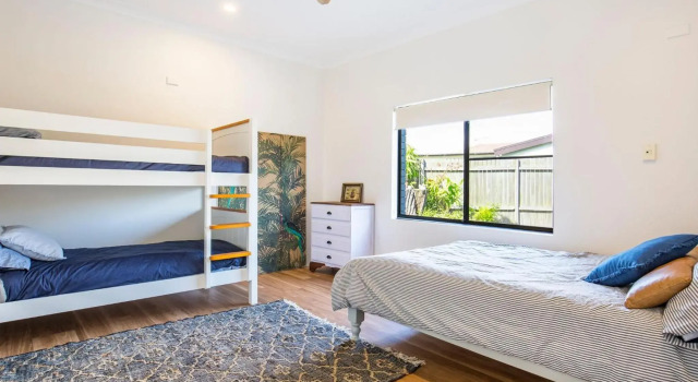 Saltbush Cottage - Pet Friendly - 1 Min Walk to Beach