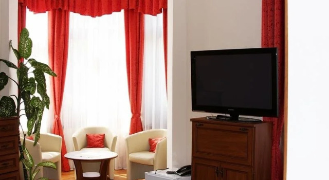 Olymp penzion, Rezervovat Hotel Hotely v Nitriansky kraj s parkováním, Parkování