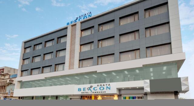 Anaya Beacon Hotel, Reservar Hotel Hotéis em Jamnagar com estacionamento, Estacionamento