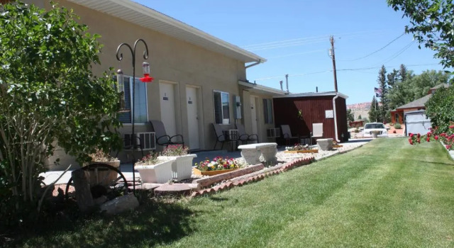 Bybees Steppingstone Motel, Prenota Motel Tropic Garfield County