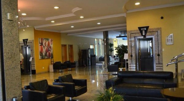 Barbur Plaza Hotel, Забронировать Отель Отели Параны с бассейном, Бассейн