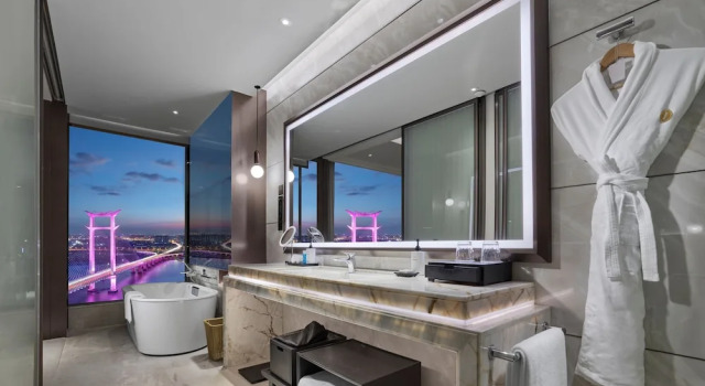 Classic czteroosobowy pokój z widokiem na miasto InterContinental Quanzhou by IHG