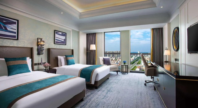 Двухместный номер Superior Ramada Plaza by Wyndham Wuhan Huangpi
