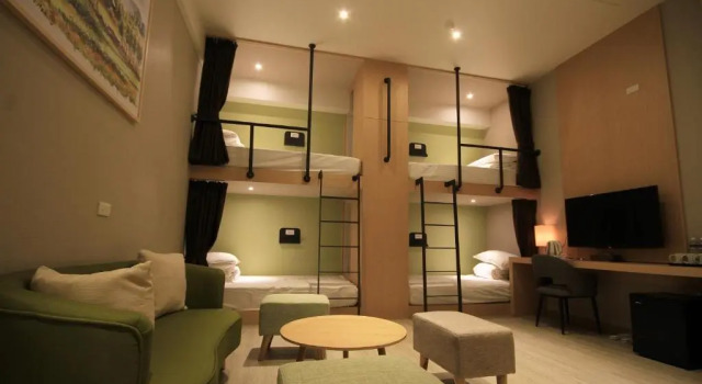 Hangkhau Hotel, Rezervovat Hotel Yilan Čína