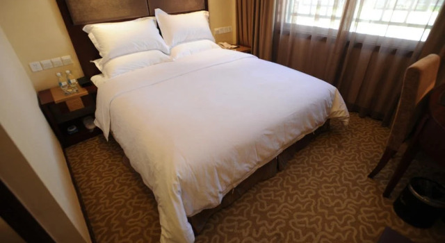 Wanrun International Resort Hotel in Tibet, Book Ferieresort Hoteller i Shigatse med parkering, Parkering
