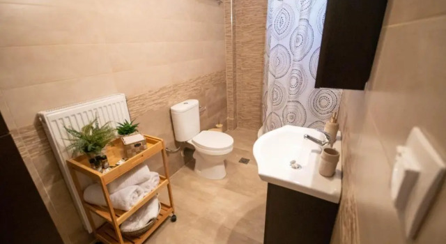 Апартаменты Kate's Luxury Apartment with Private Parking