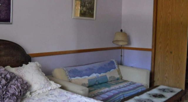 Eagle's Rest Bed and Breakfast, Забронировать Отель Колвуд South Vancouver Island