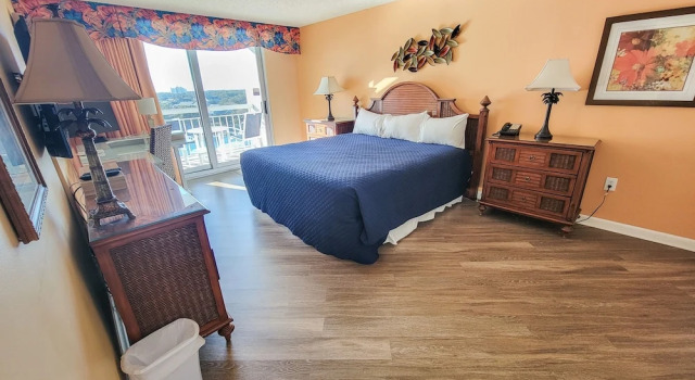 904 South Hampton 2 Bedroom Condo, Забронировать Апартаменты/квартира Отели Южной Каролины с бассейном, Бассейн