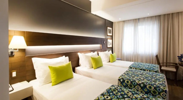 Номер Luxury Hotel Cercano