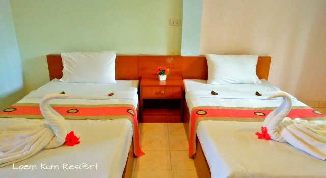 Laem Kum Beach Resort & Seafood