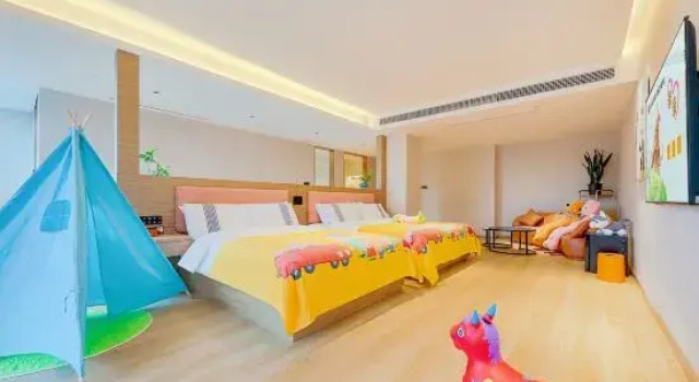 Люкс Qinqin Parent-Child Hotel (Dujiangyan Scenic Area)