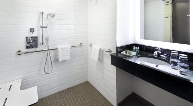 Номер Standard The Lodge at Duke Medical Center