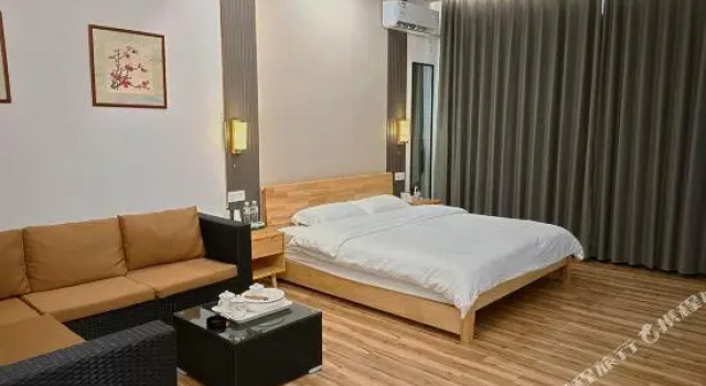 Yijian Apartment, Boek Appartement Hotels in Guangdong met parkeren, Parkeren