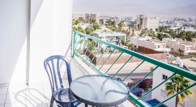 Апартаменты c 1 комнатой с балконом и рядом с пляжем Eilatsuites Apartments