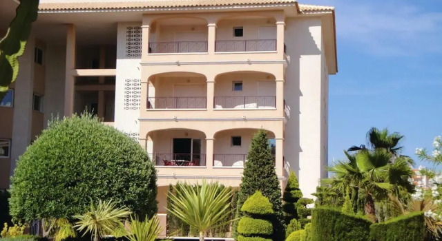 Apartment With 2 Bedrooms in Alicante, With Shared Pool, Enclosed Garden and Wifi - 2 km From the Beach