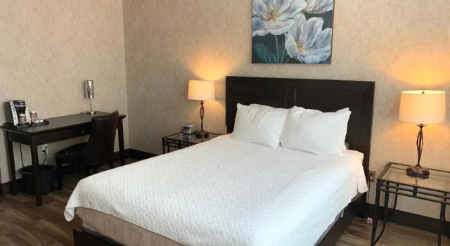 Двухместный номер Standard Coast Lonsdale Quay Hotel