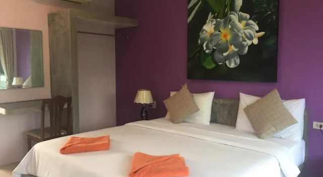 Номер Standard Baan Suan Ta Hotel