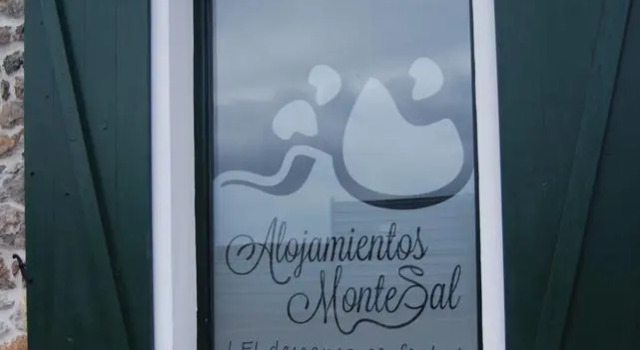 Montesal La Cantina Del Puerto, Забронировать Отель Суансес Cantabria Coast, рядом с Playa de los Caballos