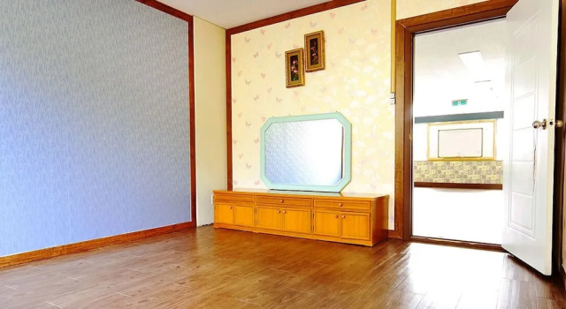 Gangsan Hae Pension, Prenota Hotel Hotel a Gyeonggi-do con parcheggio, Parcheggio