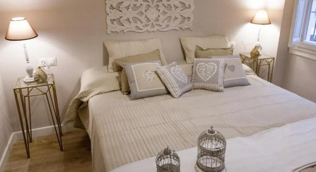 Семейный люкс Apartamentos Luna Suites Palacio Almagra