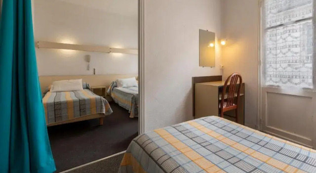 Трёхместный номер Standard Hotel Printania