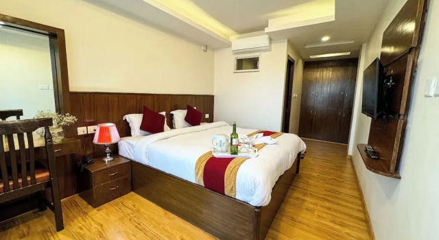 Семейный номер Standard c 1 комнатой с балконом и с видом на город Hotel Abi International