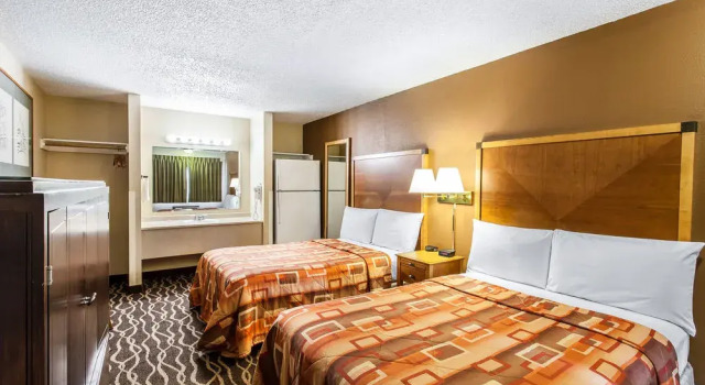 Cedars Inn Ellensburg, Забронировать Отель Элленсберг штат Вашингтон
