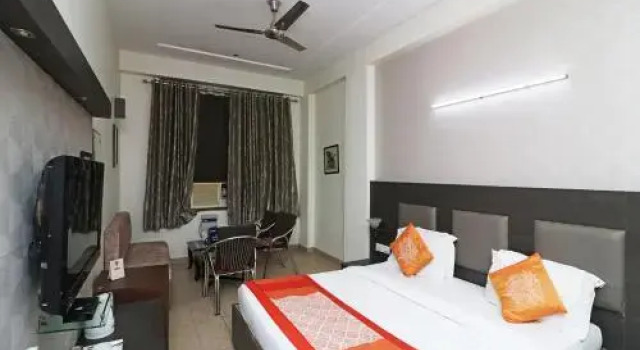 Hotel Parichay by OYO Rooms, Rezervovat Hotel Hotely v Rewari s parkováním, Parkování