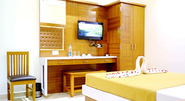 Hotel TR Residency, Забронировать Отель Отели штата Тамилнада 3 звезды, 3*