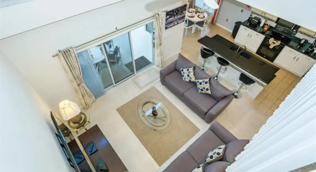 Fabulous 5 bed Villa With a West Facing Pool With no Rear Neighbours Overlooking Conservation Land, Book Villa Hoteller i Four Corners med pool, Swimmingpool