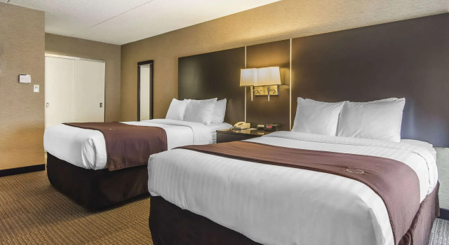 Четырёхместный люкс Quattro Hotel & Conf Centre, an Ascend Collection Hotel