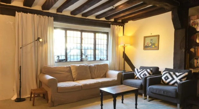 The Bell House - 500 year old town house in quiet country village, Reserva ahora Hotel Canterbury 