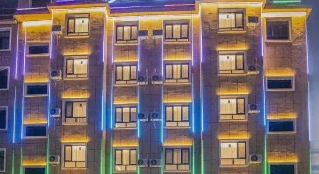 Homeinn · neo (Shache Polytechnic Vocational Technical College), Book Hotel Shache Xinjiang
