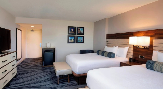 Четырёхместный номер Standard с балконом Courtyard by Marriott Key Largo